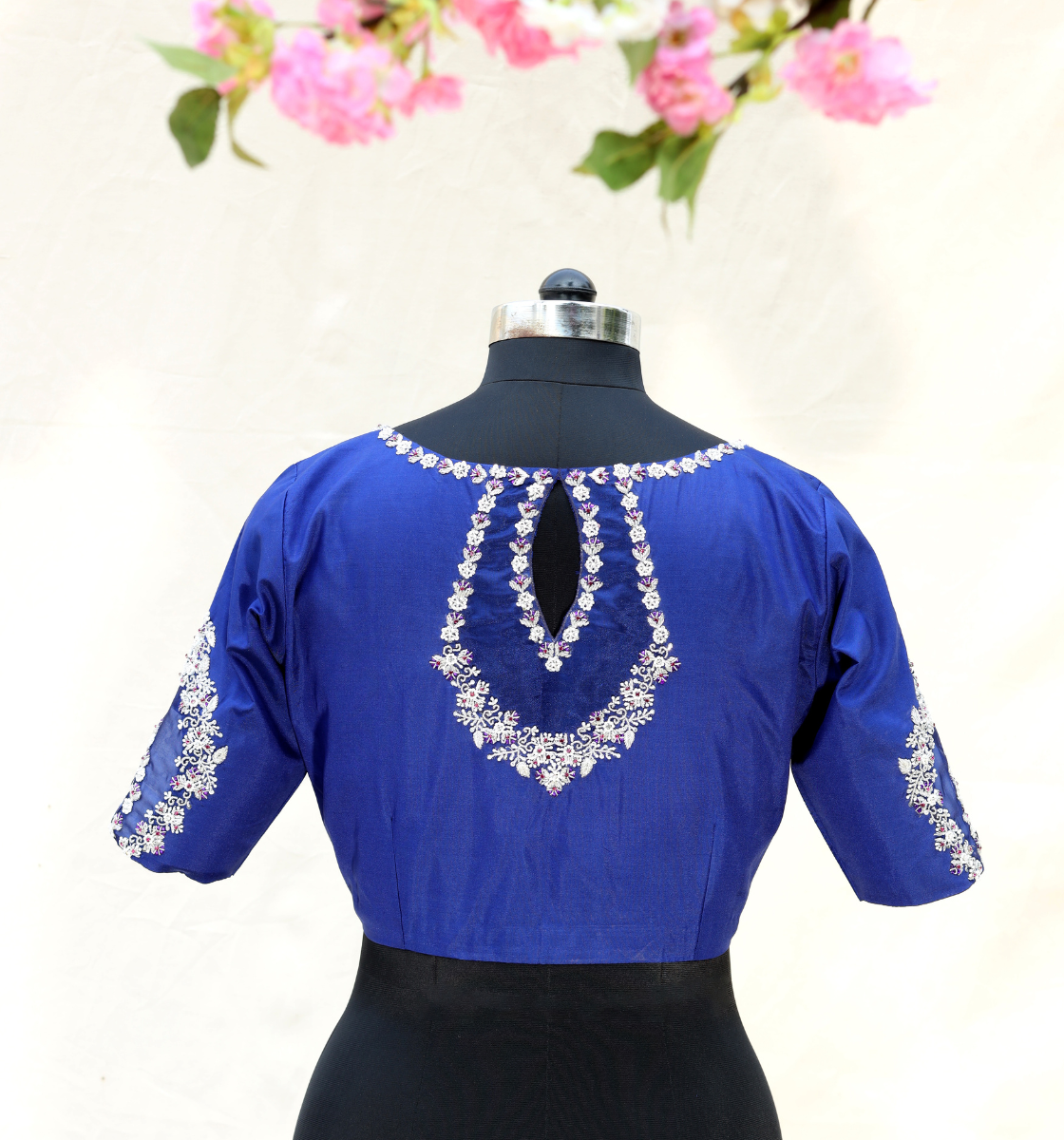 Blue Creeper Embroidery Blouse